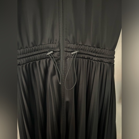 Valentino Mock Neck Midi Dress - Picture 4 of 14